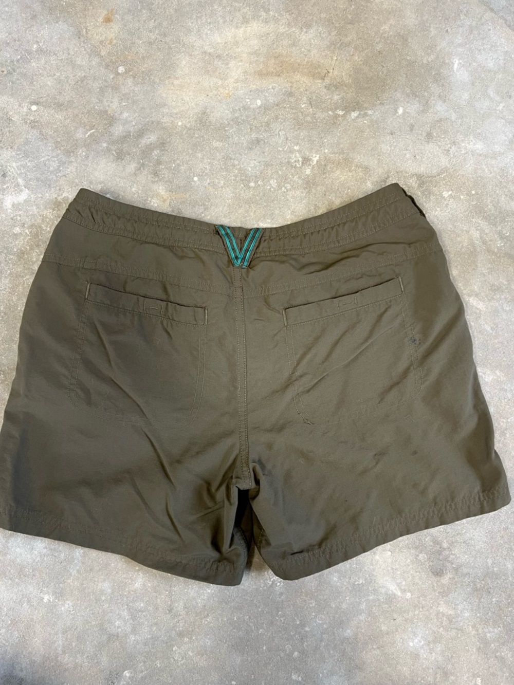 The North Face Shorts - Picture 2 of 5